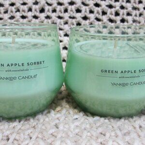 Bundle of 2 Yankee Candle Studio Candles - Green Apple
